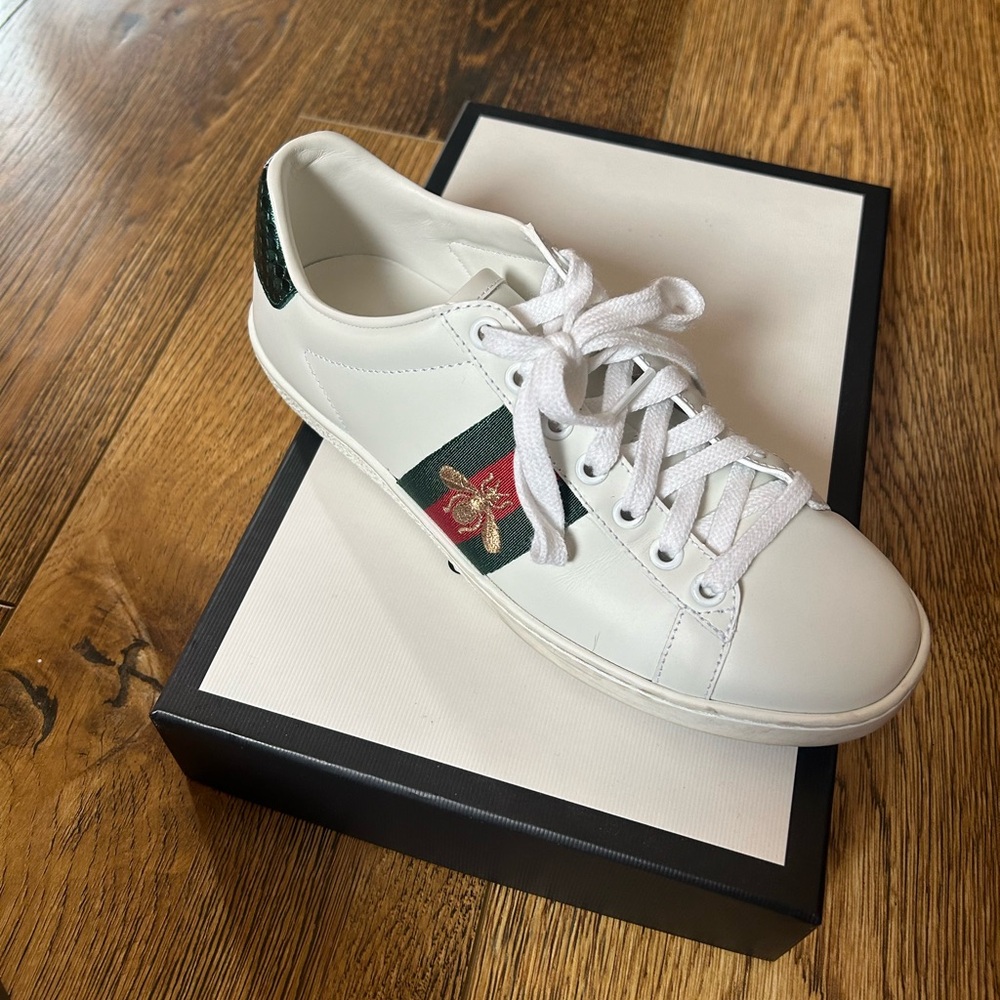 Gucci Ace Bee Sneakers